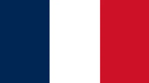 卡塞米罗首球破纪录，本泽马锁定胜局，皇马2-0力克格拉纳达西甲第15轮胜利